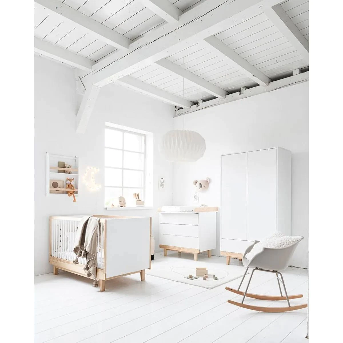Wooden Baby Crib with White Slats | Minimalist Low-Profile Nursery Crib for Newborn & Toddler | Soli